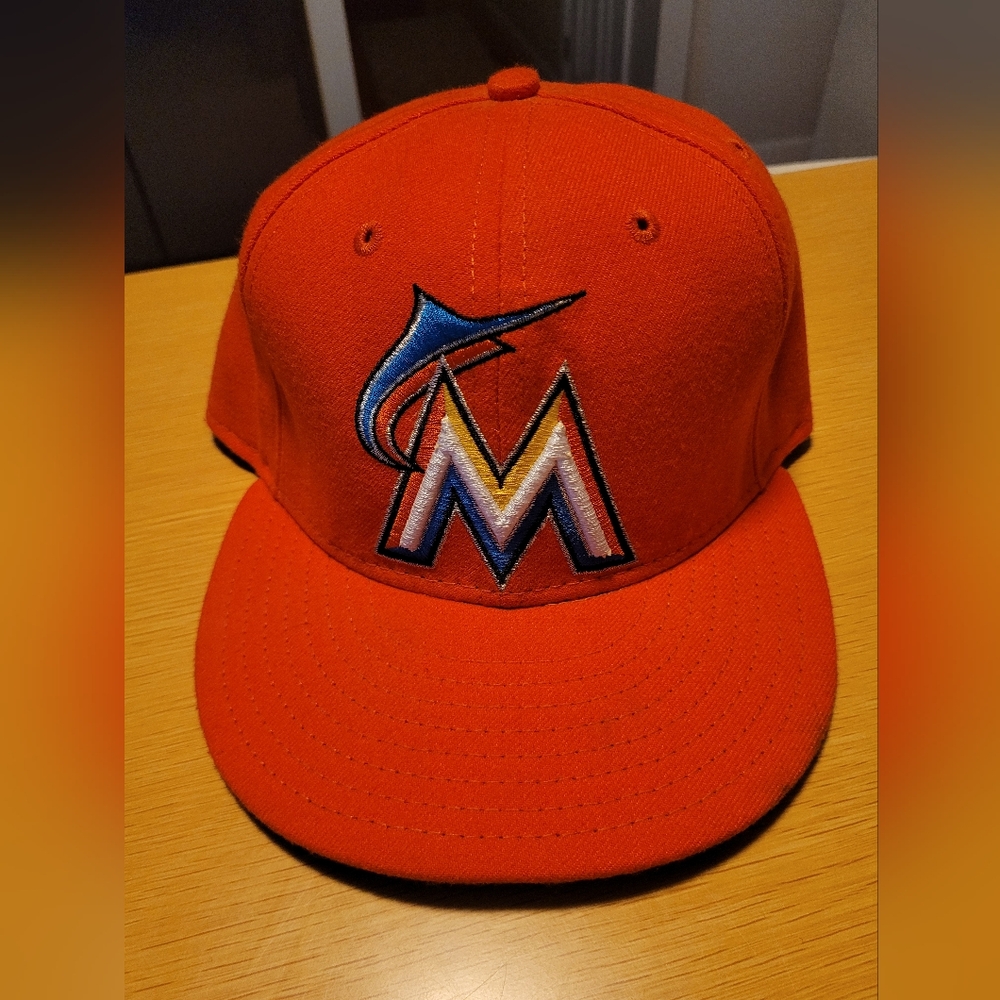 Miami Marlins Fitted Hat